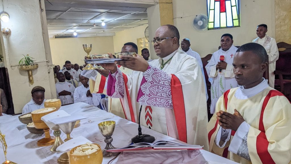 Maniema : l’Église catholique plaide pour un partenariat renforcé avec l’État à l’approche de la rentrée scolaire