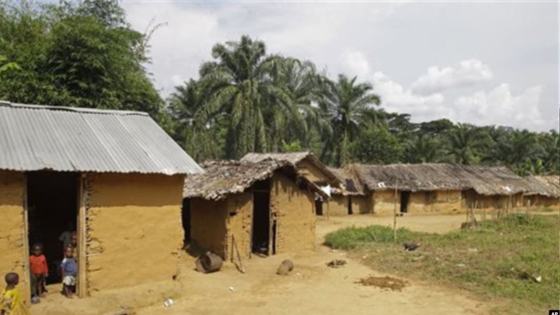 Shabunda : des Raiya Mutomboki ont emporté un couple dans la forêt à Ndilo.