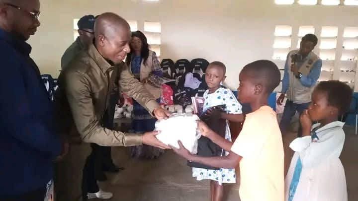 Rentrée scolaire au Kasaï central : la DADDFFE à la rescousse des élèves vulnérables de Kamulumba