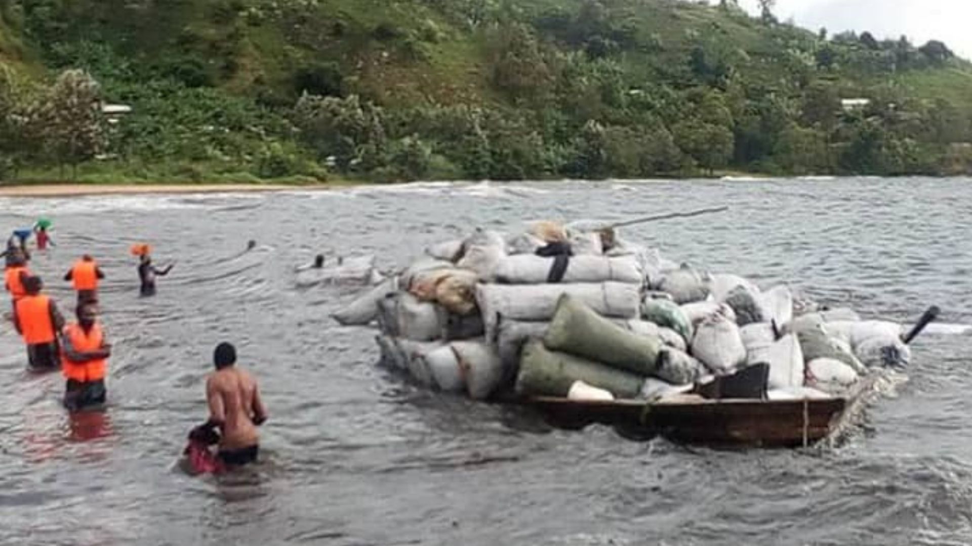 Lac Kivu : deux morts et des disparitions dans un nouveau naufrage